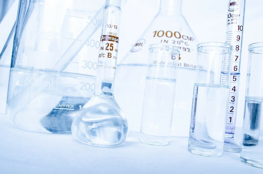Vietnamese authority conducts questionnaire survey on implementation of chemical regulations