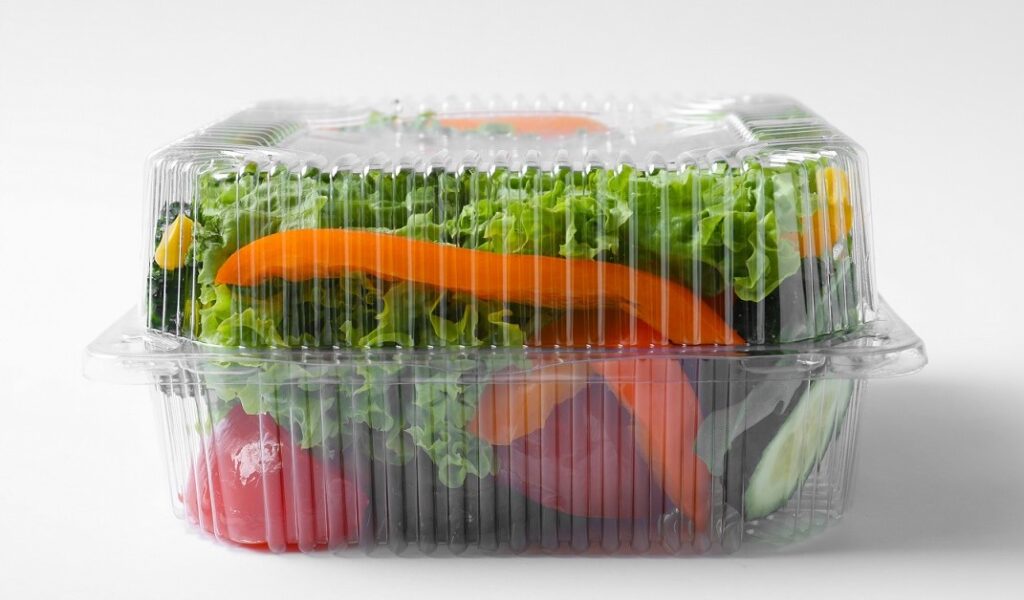 Thailand to lift a ban on recycled plastic for food container